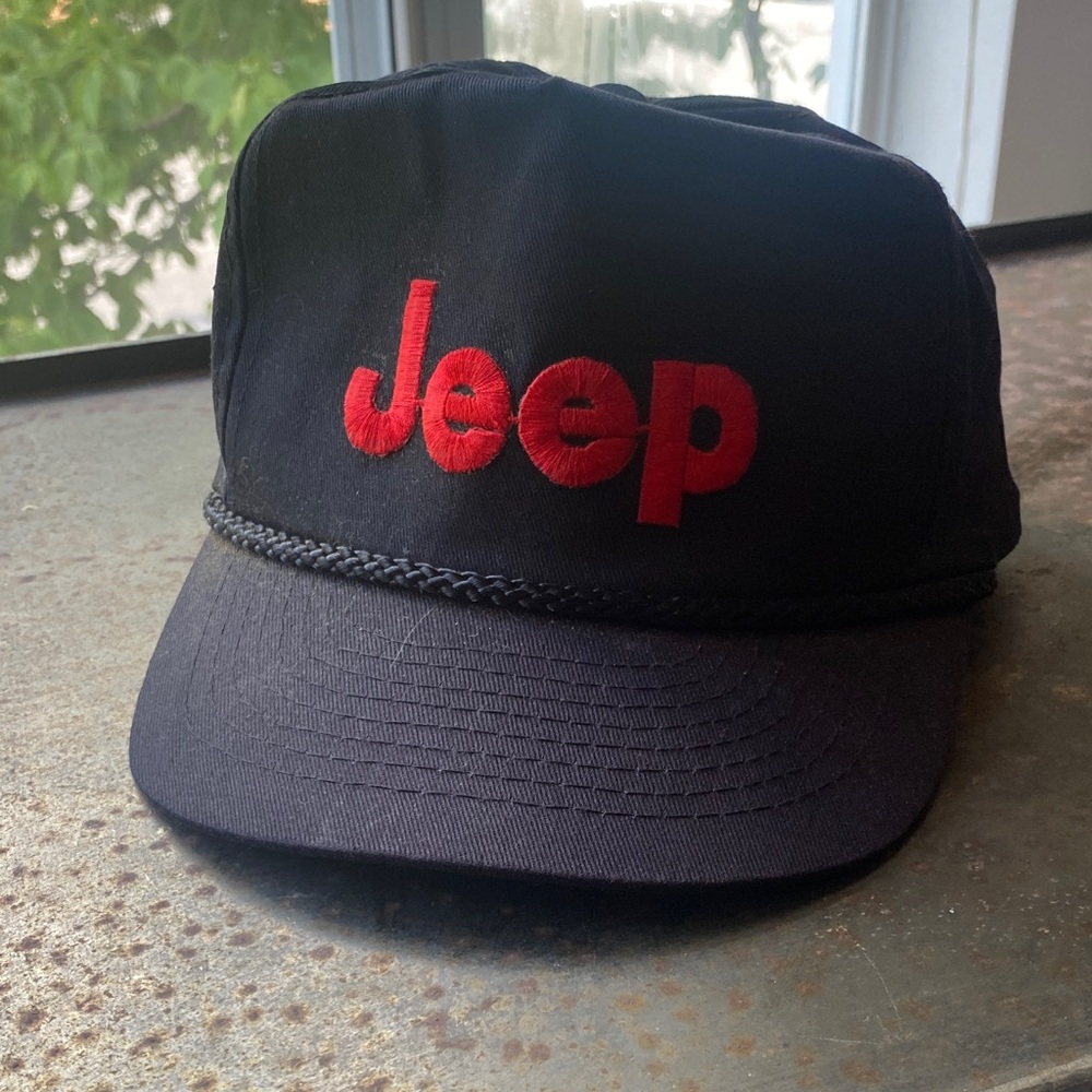 Jeep Men's Black SnapBack with Vibrant Red Logo and Black Hat Brim Cord